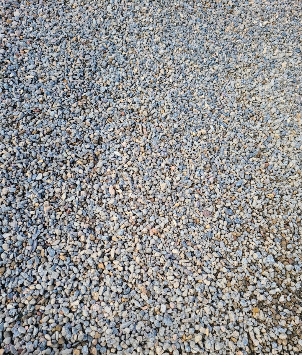 Natural Pea Gravel — 3/8 inch material reference